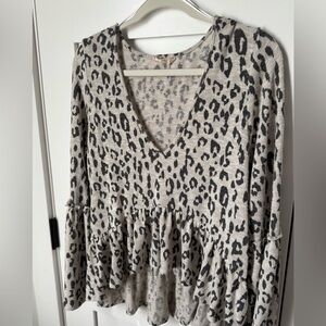 Altar’d State Leopard Print V-Neck Peplum Top size large